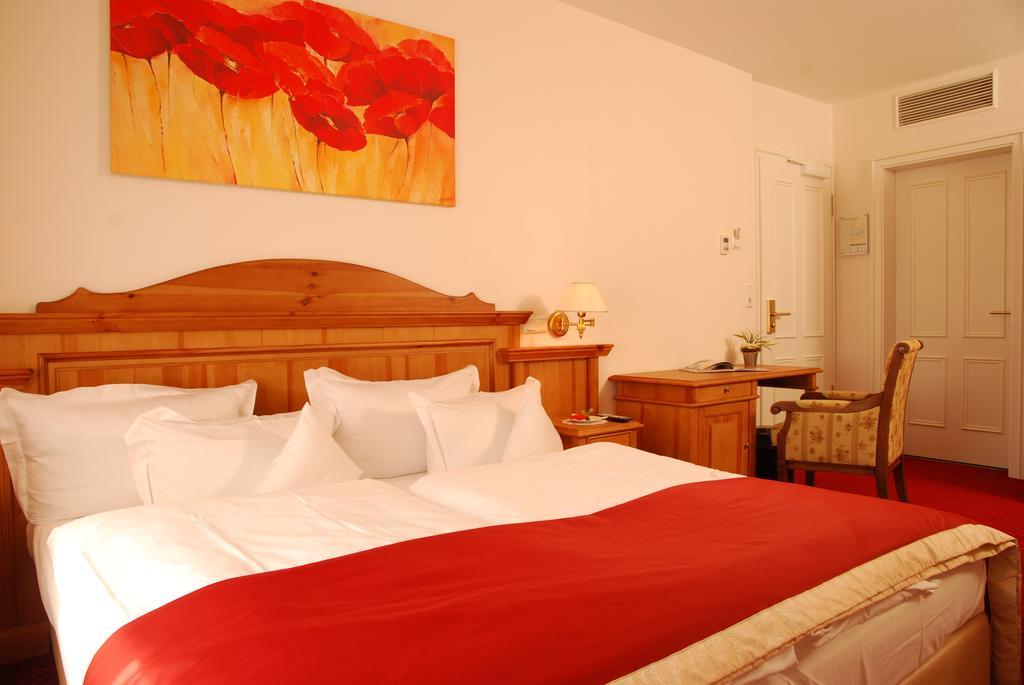 Muensterlaender Hof Hotel Cloppenburg Eksteriør billede