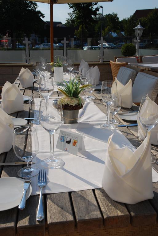 Muensterlaender Hof Hotel Cloppenburg Eksteriør billede